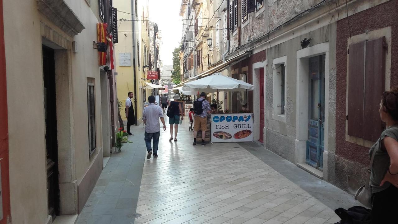Pula Center Old Town Apartments And Rooms מראה חיצוני תמונה