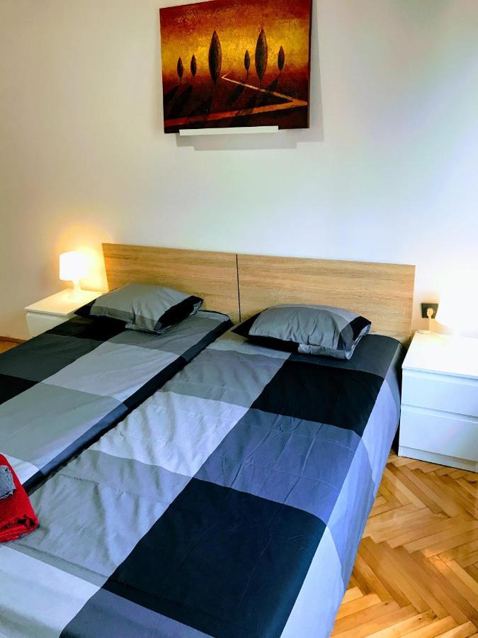 Pula Center Old Town Apartments And Rooms מראה חיצוני תמונה